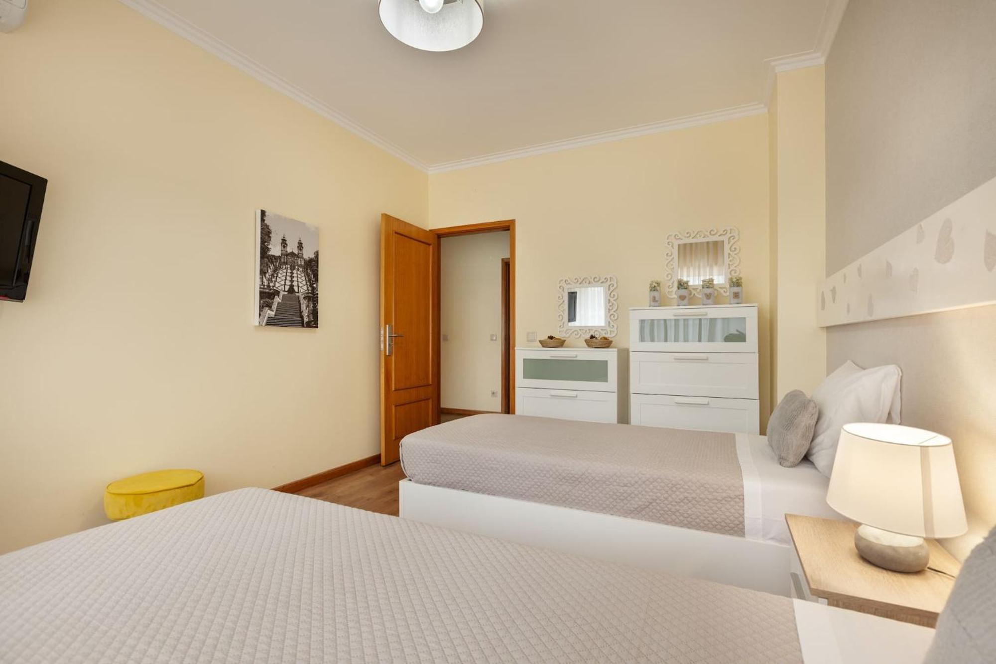 Apartamento Girassol - Minho'S Guest Μπράγκα Εξωτερικό φωτογραφία