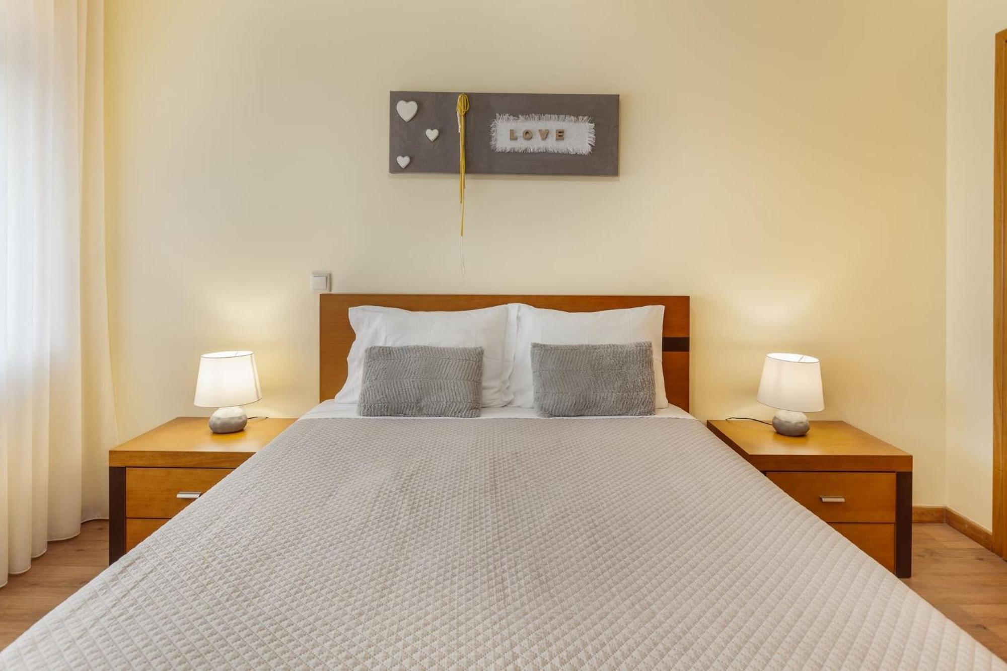 Apartamento Girassol - Minho'S Guest Μπράγκα Εξωτερικό φωτογραφία